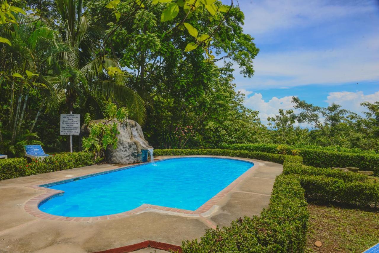 Hotel Cerro Lodge Tarcoles Exterior photo